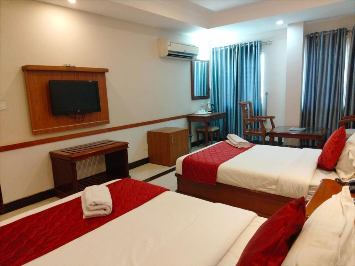 Hotel Jyothis Regency Palakkad Zewnętrze zdjęcie
