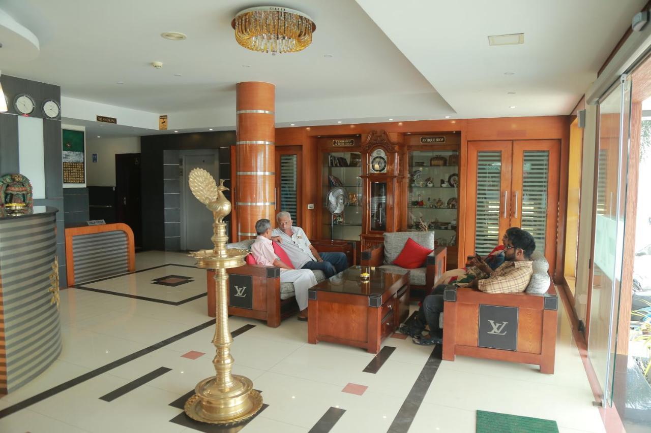 Hotel Jyothis Regency Palakkad Zewnętrze zdjęcie